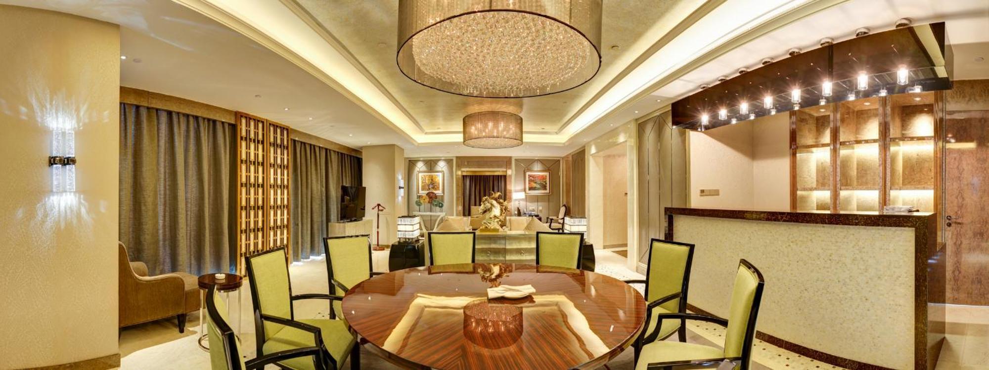 Ramada Plaza Liuzhou Liudong Hotell Eksteriør bilde